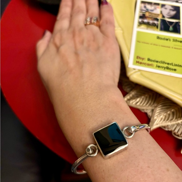 🖤❤️ VTG Taxco Silver 925 Onyx Stone Bangle Bracelet - Picture 3 of 10